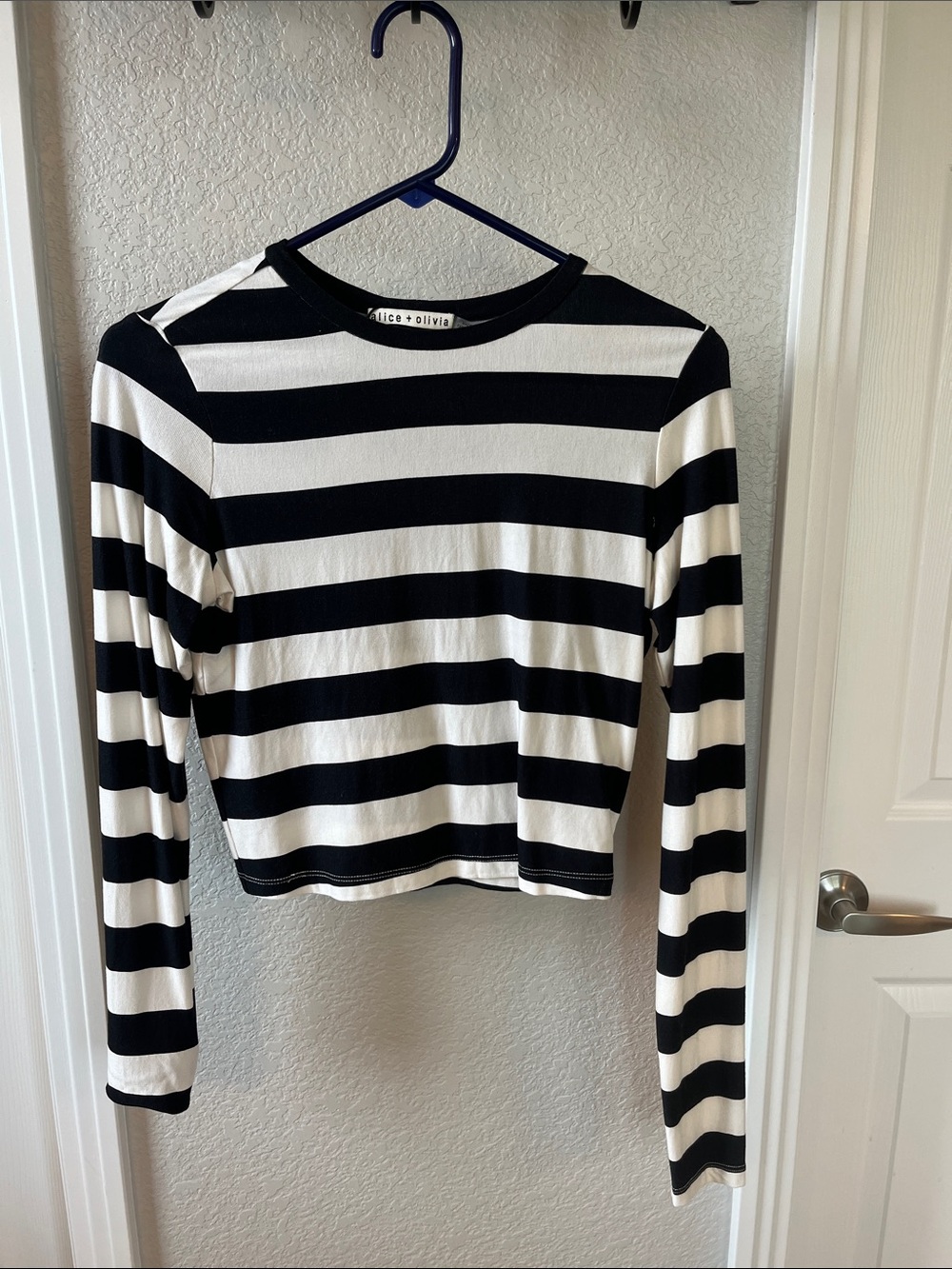alice + olivia empire stripe cropped top size s NWT